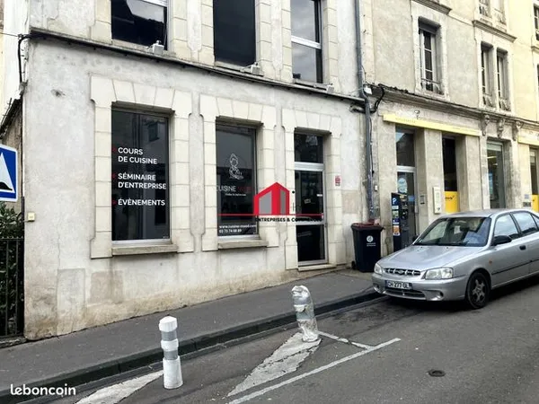 Local commercial 105 m² 