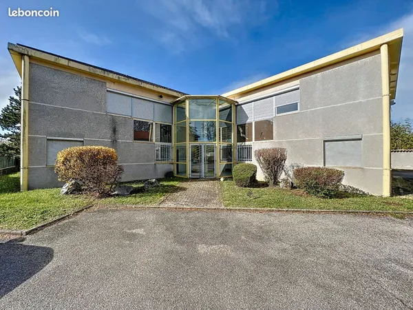 Bureaux 80 m² CRAPONNE 
