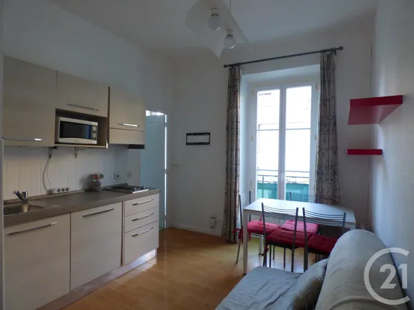 Appartement 2 pièces 28 m² 