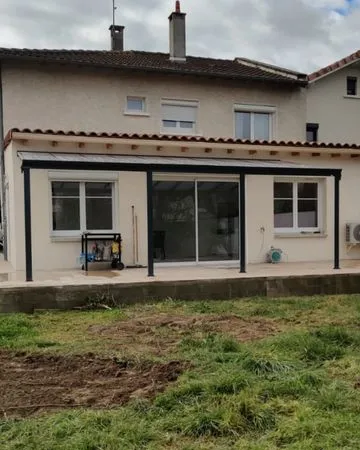 Maison composée de deux appartements 