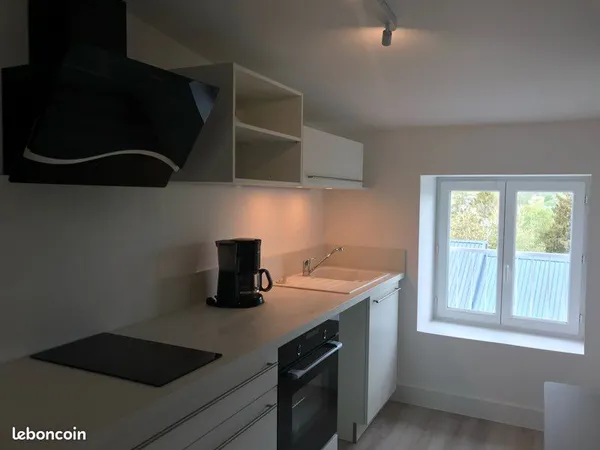 Appartement F2 en plein bourg 
