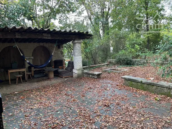Maison avec dépendances 