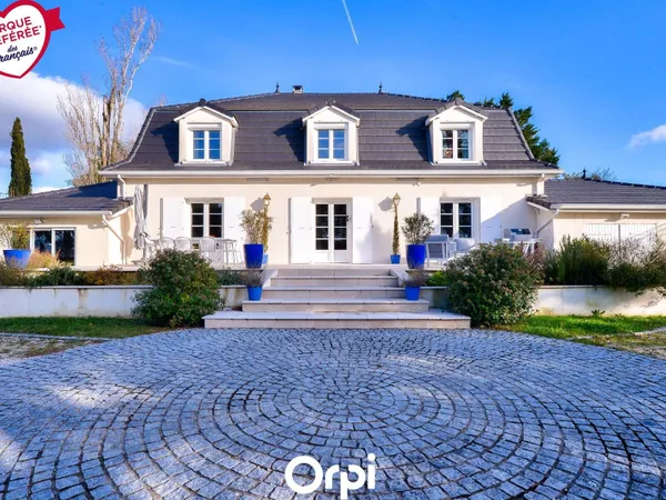 Maison 6 pièces 285 m² 