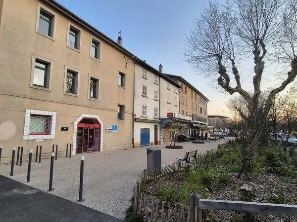 Appartement 12 pièces 337 m² 
