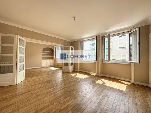Appartement 5 pièces 105 m² 