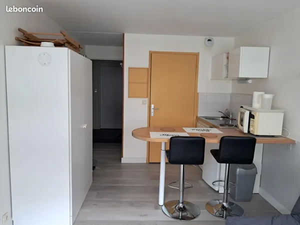 Studio proche jaures 