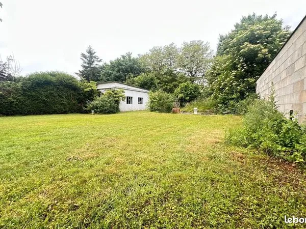 Terrain 448 m² 