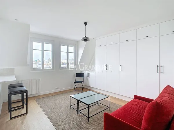 Paris 16 - Chaillot - 6ème étage - 2 pièces meublé - 1 chambre - 45,45m² - BAIL CODE CIVIL 