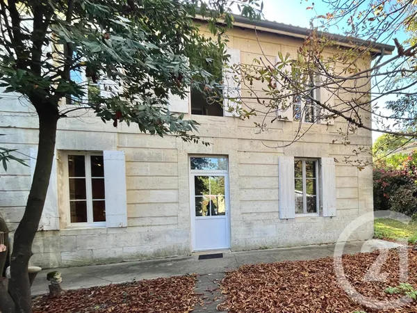 Maison 6 pièces 230 m² 