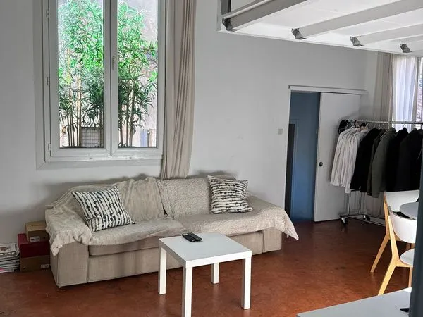 A louer, Aix en Provence appartement T2 meublé, plein centre à 50 mètres du cours Mirabeau 