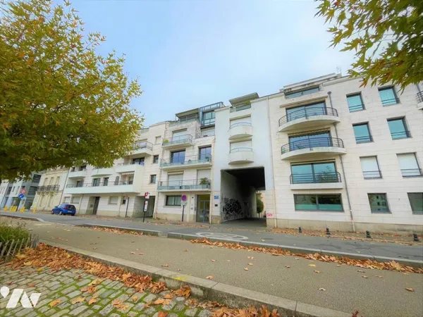 Parking - Garage Vente Nantes   33500€