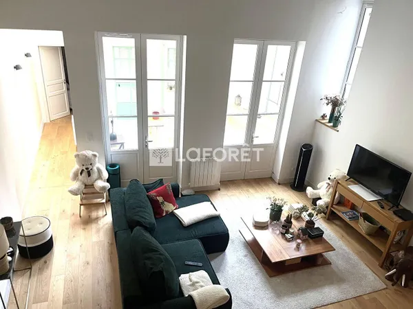 Appartement 2 pièces 92 m² 