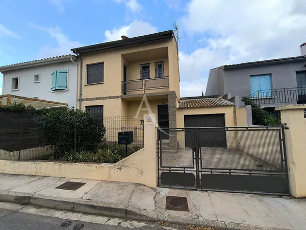 NARBONNE - Maison de type T4 avec garage et jardin 