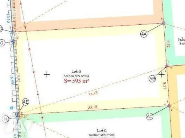 Terrain 595 m² 