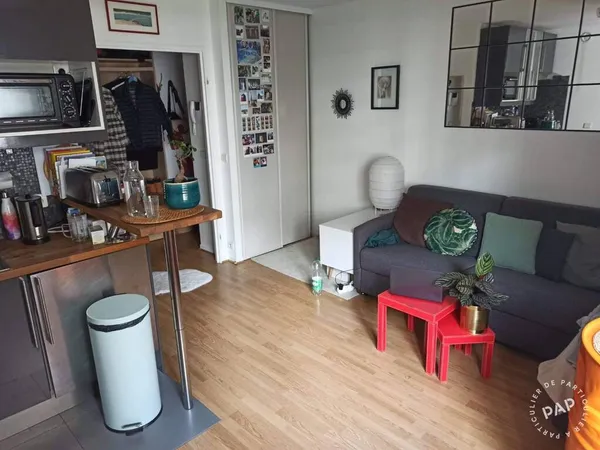 Studio 1 pièce 24 m² 