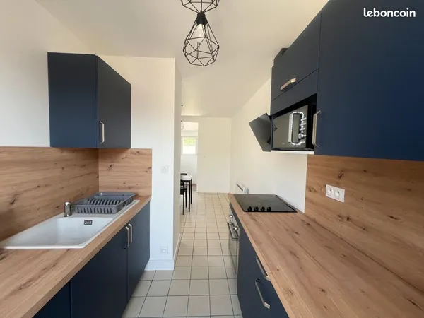 Location MEUBLÉE Petite maison Bias 