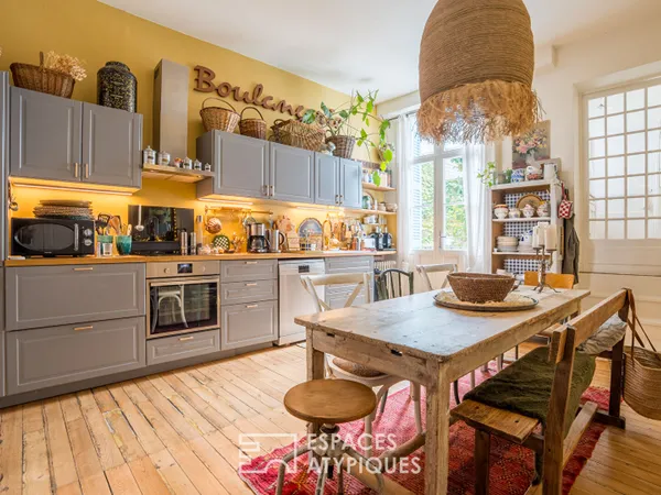 Superbe appartement de charme avec cour 