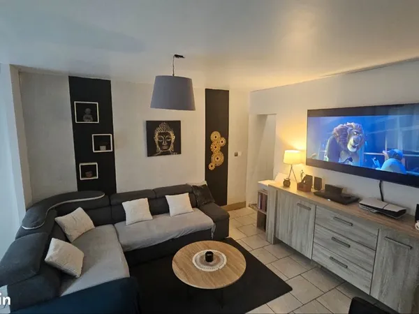 Maison 2 chambres semi individuelle jardin 