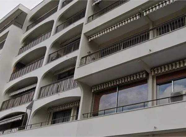 Studio 1 pièce 29 m² 
