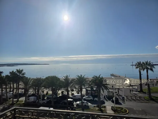 CANNES CROISETTE - VUE MER PANORAMIQUE 