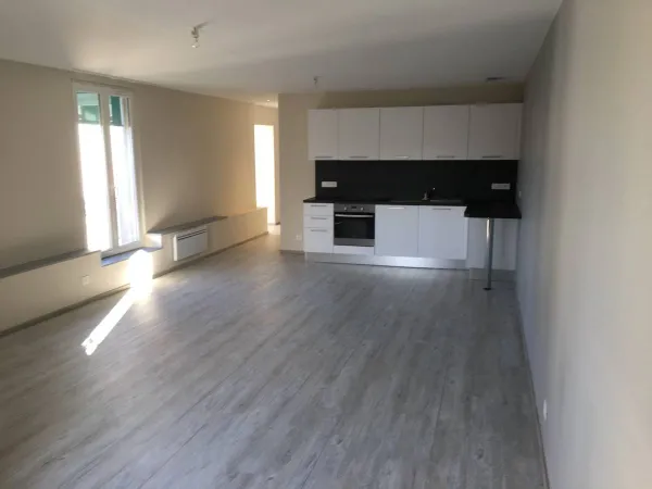 Location T3 bis de 100m² Orléans 