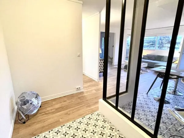 Appartement meublé 69m2 avec terrasse et vu sur parc 