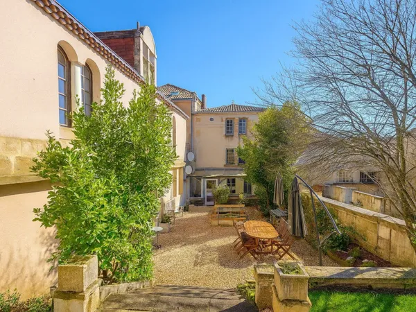 Maison 12 pièces 200 m² 