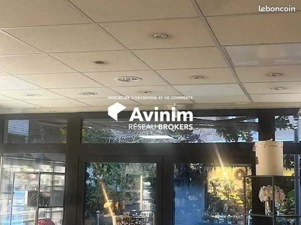 Local commercial 60 m² 