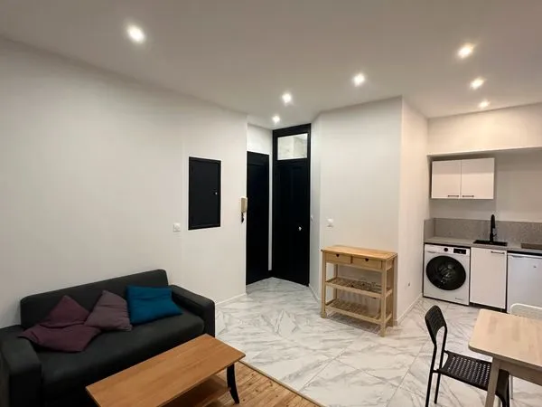 STUDIO meublé 32 m2 