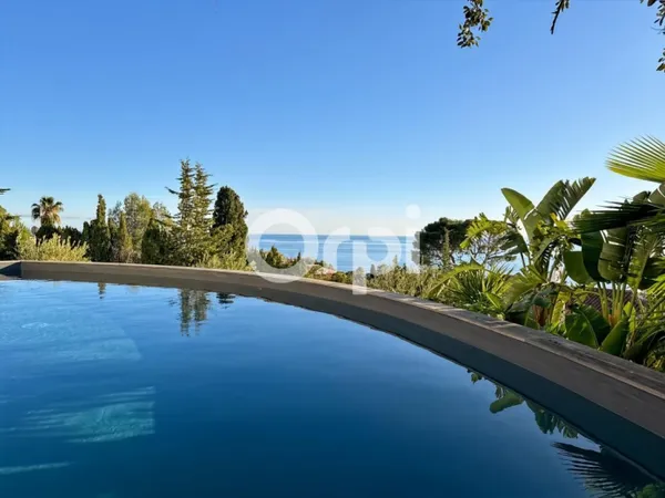 Villa d'exception de 230 m² aux Issambres - 5 suites - Parc de 1 
