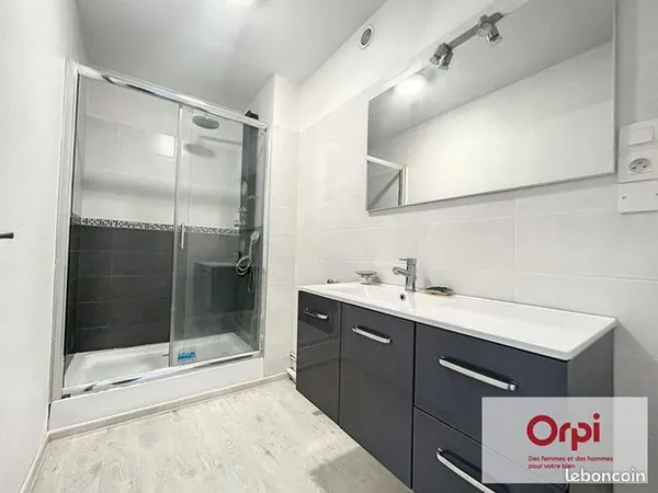 Appartement 3 pièces 74 m² 