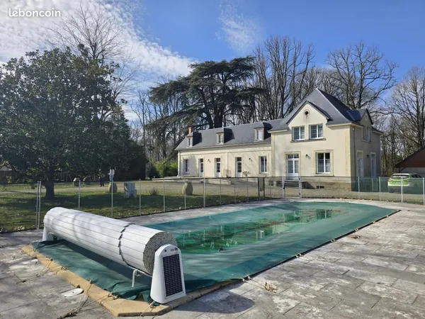 Maison 9 pièces 246 m² 