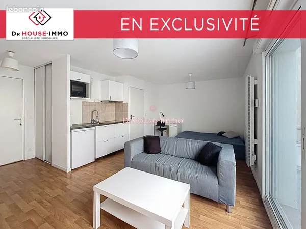 Studio 1 pièce 28 m² 