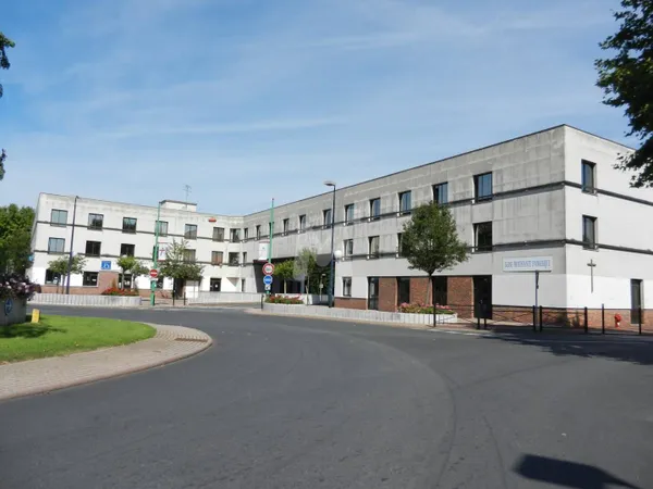 Bureaux 908 m² 