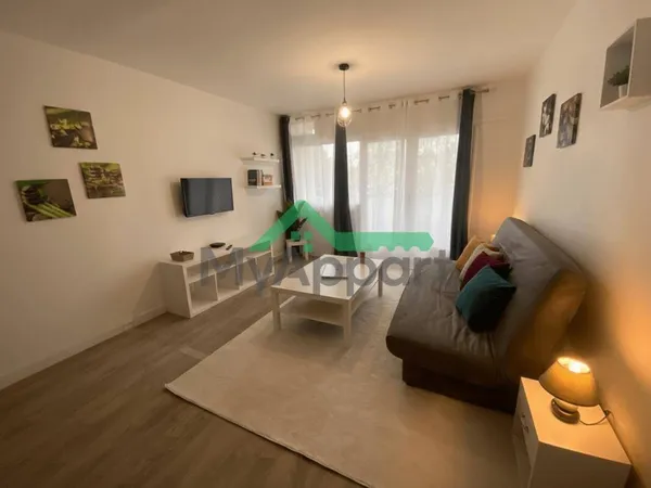 Studio 1 pièce 32 m² 