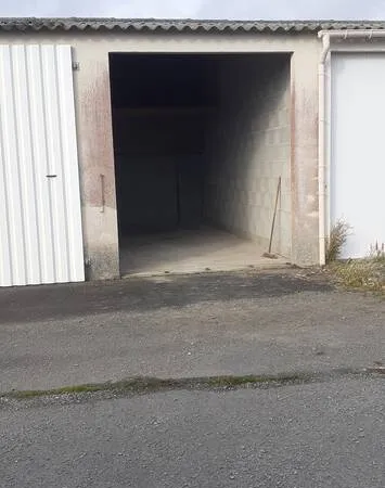 Garage/Parking 