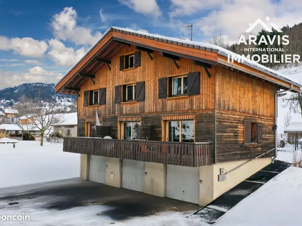 Maison 9 pièces 153 m² 