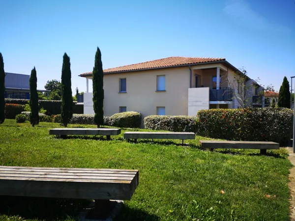 Appartement - 42 m2 - 2 pièces - 2 parkings 