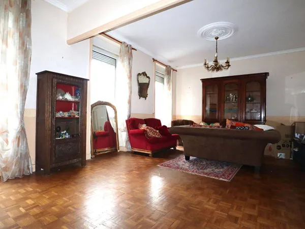 Appartement 6 pièces 113 m² 