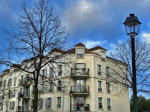 Magnifique F4 SUD OUEST balcon parking double 