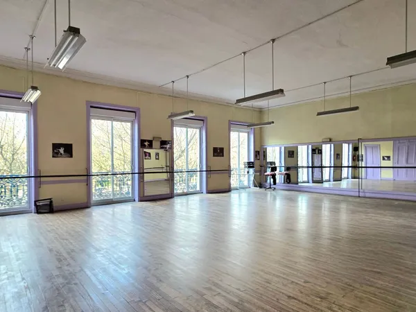 Appartement 4 pièces 185 m² 