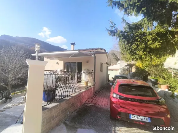 Appartement 134 m² Tourrettes-sur-Loup 