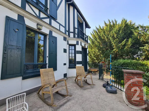 Maison 6 pièces 132 m² 