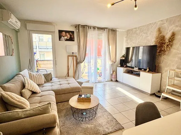 Appartement Vente Saint-André-de-la-Roche 2p 45m² 210000€