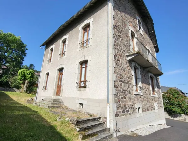 Maison 10 pièces 180 m² 