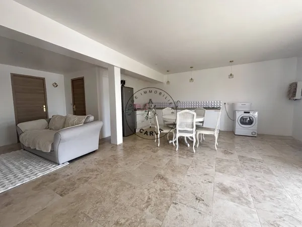 Maison de plain-pied 2 pièces 58 m² 