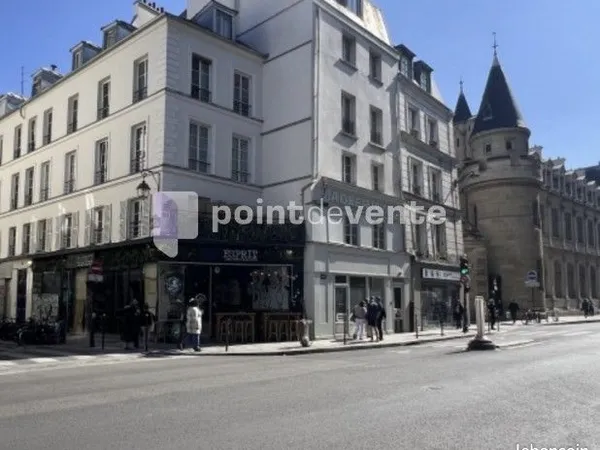 Commerce beauté/coiffure 52 m² 