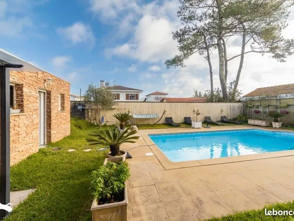Villa 7 pièces 150 m² 