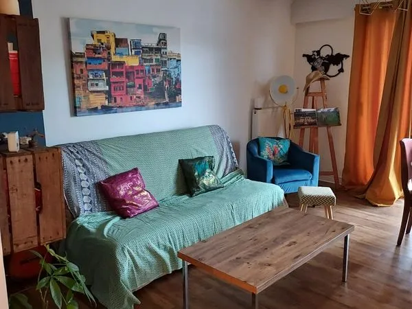 🟦 Appartement T3 meublé - 81 m² (loi Carrez) - Terrasse 20 m² - Parking privatif - Cellier + 