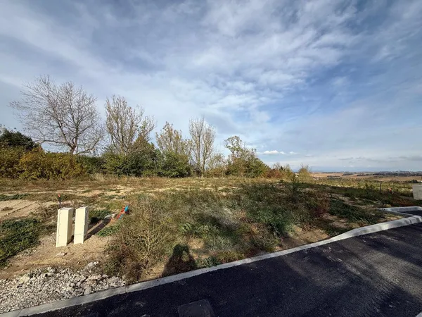 Terrain 194 m² 